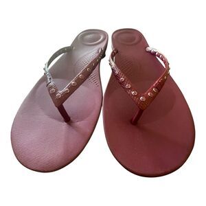 FitFlop Iqushion Crystal Ergonomic Flip Flop  Plum Jam Women's , Size 11 Casual